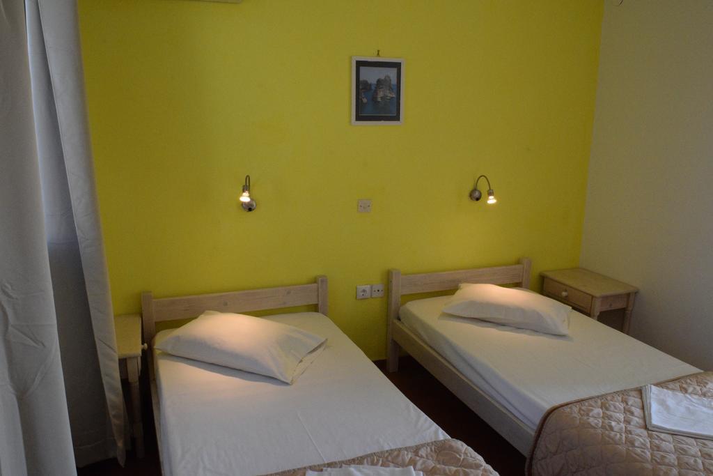 Hotel Skios Орнос Екстериор снимка